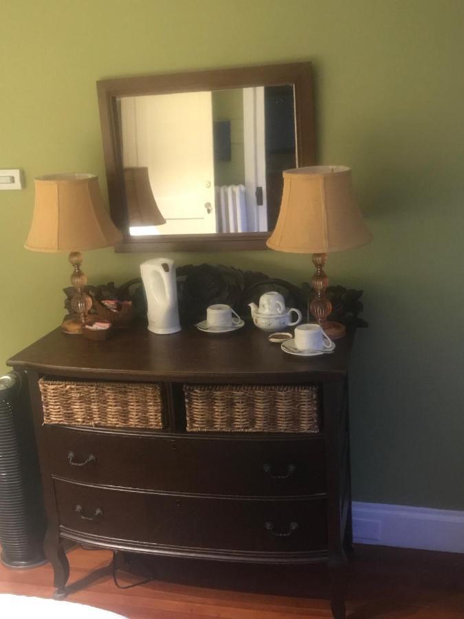 Howarth House Bed And Breakfast Fitchburg Luaran gambar